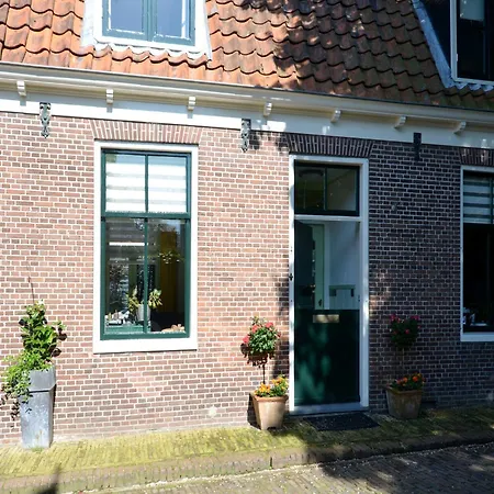 Authentic Fisherman S House In The Center Of Nyaraló Edam