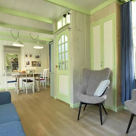 בית נופש In Near Ijsselmeer *