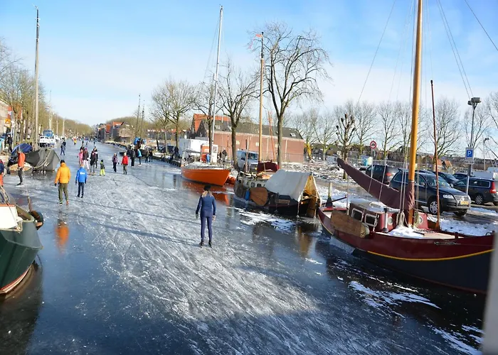 In Near Ijsselmeer Semesterbostad
